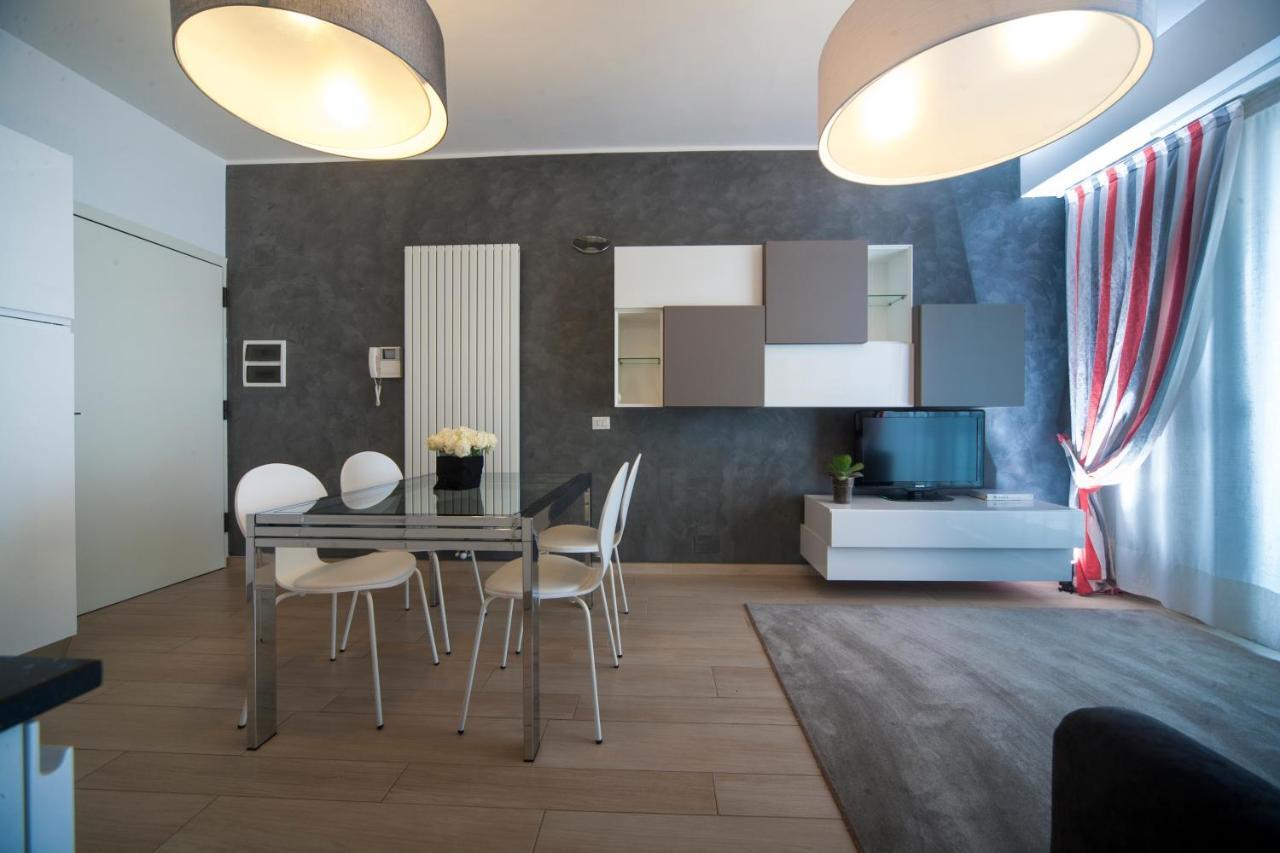 Residence Lungomare - Charming Apartments ริชโชเน ภายนอก รูปภาพ